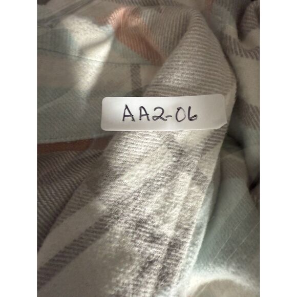 Anna Cai 100% cotton Flannel Women's button up shirt Size Large - Picture 5 of 5